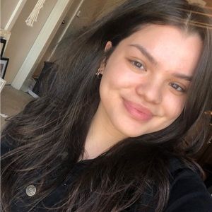 Meet your Posher, Thalia r